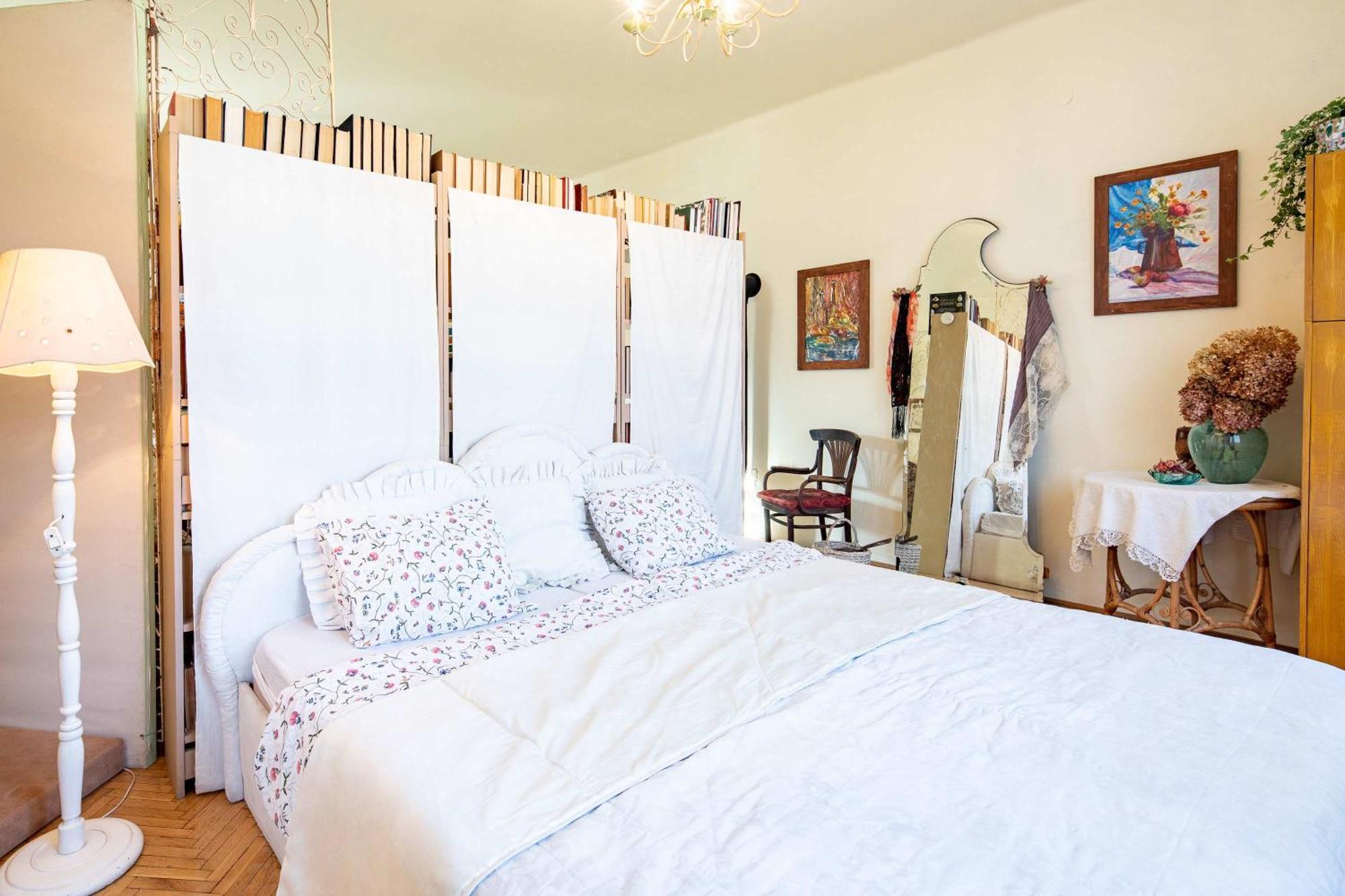 Nestled Romance, Buda's Hilltop Heaven Budapest